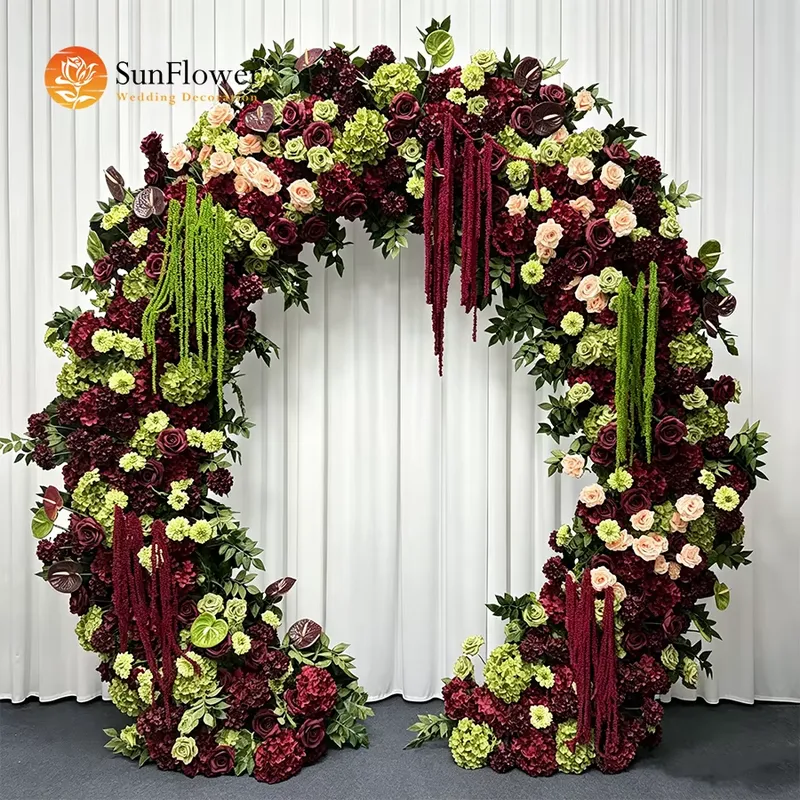 Wedding Arch Flower - Arco Floreale con Nappe Pendenti Verde