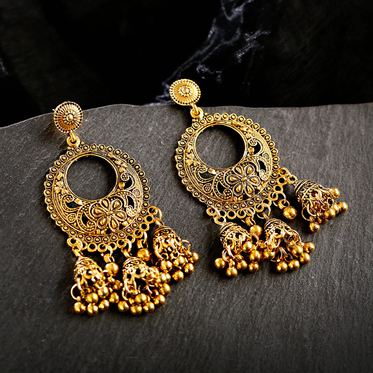 Orecchini Jhumka Indiani Etnic - Indian Wedding Supply recensione e prezzo